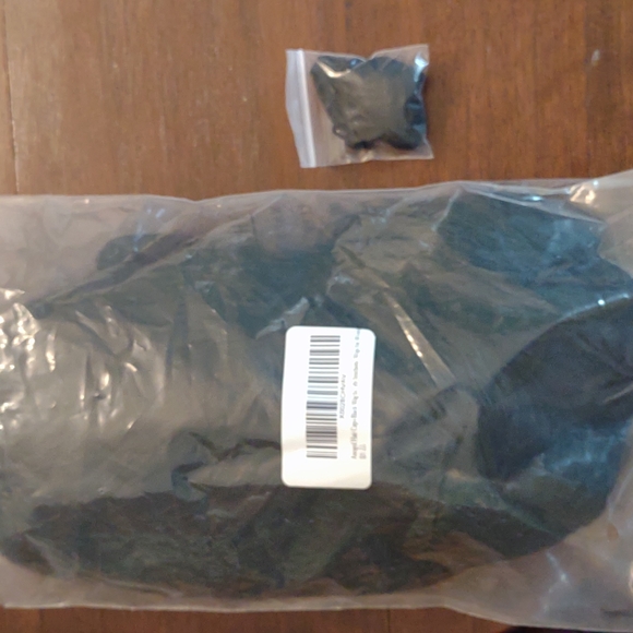 Anogol Long Black Wig NIP - Picture 5 of 5